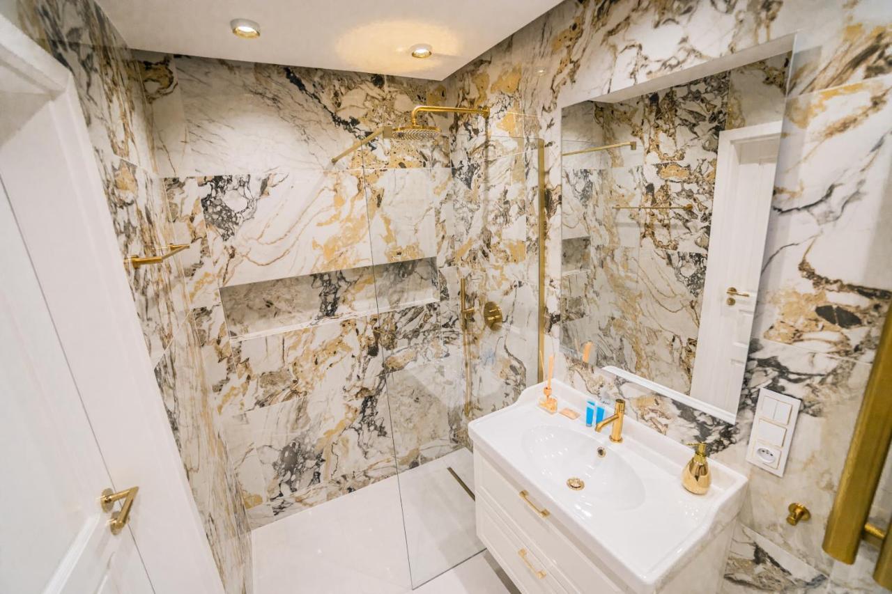 Kazimierza Wielkiego Luxury Apartment คราคูฟ ภายนอก รูปภาพ